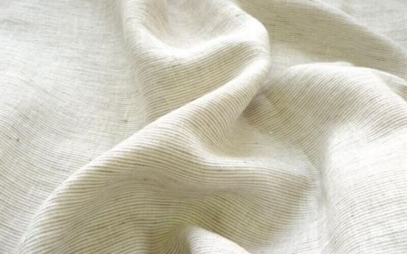 Vải lanh thường có màu trắng ngà